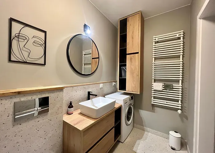 Milionowa 8 Z Garazem I Klimatyzacja Blisko Piotrkowskiej Apartment